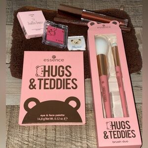 Essence Hugs & Teddies Face Palette Lip Gloss & Brush Set w/NYX Lip Liner & Bag